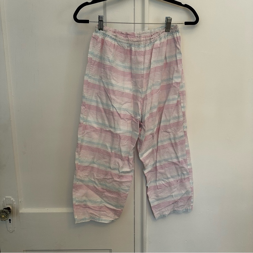Cotton candy striped capri